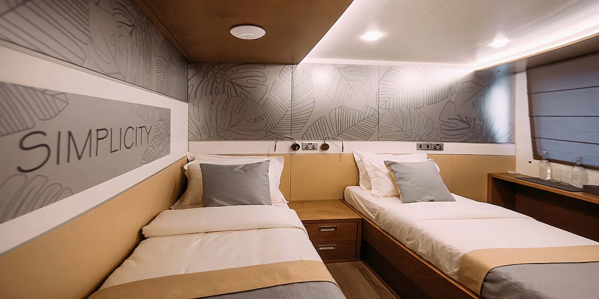 Аренда 31 метровой мега яхты Alice на Мальдивах - всё включено